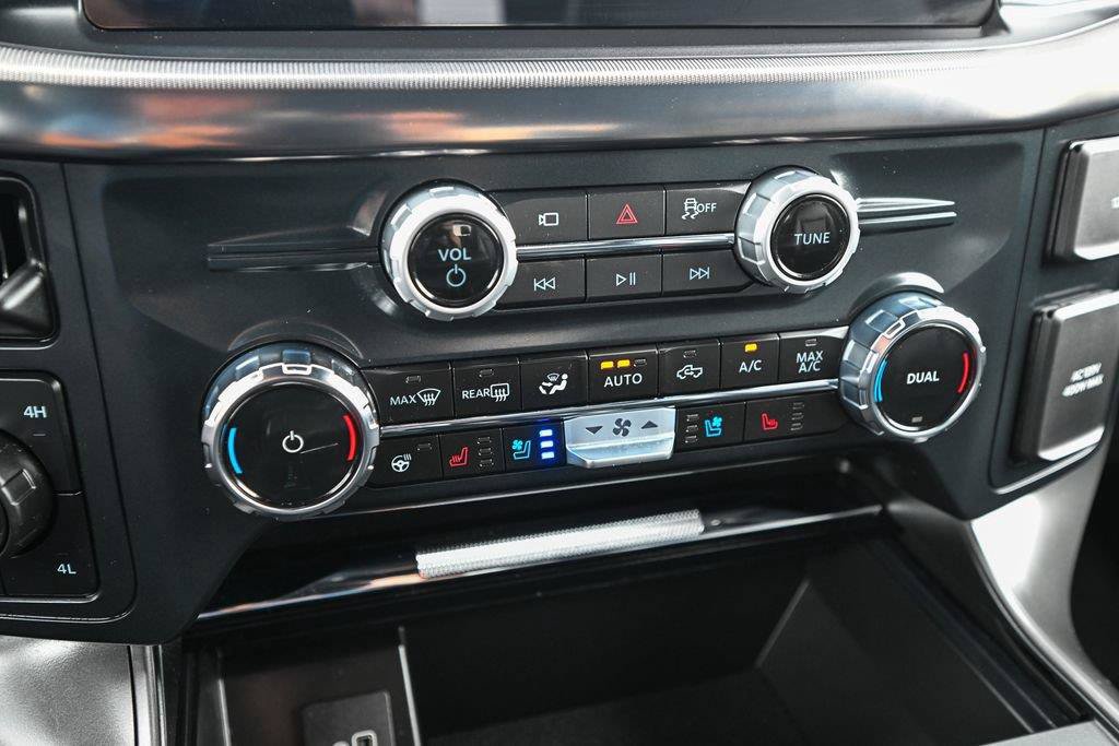 Used 2025 Ford F150 Lariat AWD/4WD image 36