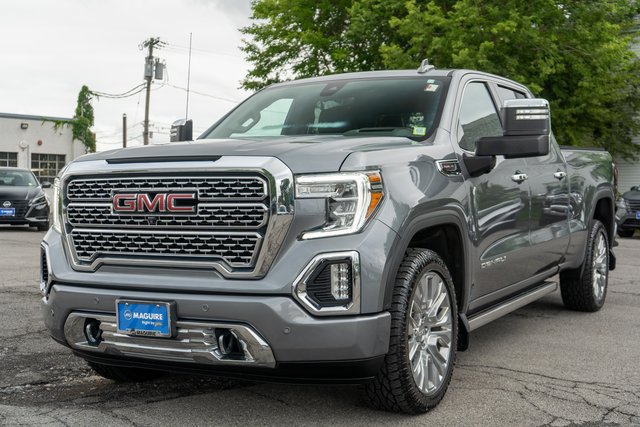Used 2022 GMC Sierra 1500 Denali w/ Denali Reserve Package AWD/4WD image 2