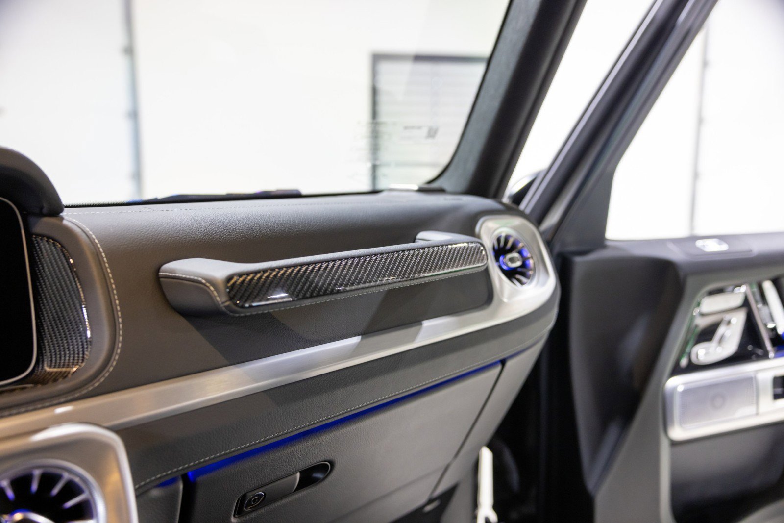 Used 2025 Mercedes-Benz G 63 AMG 4MATIC image 46