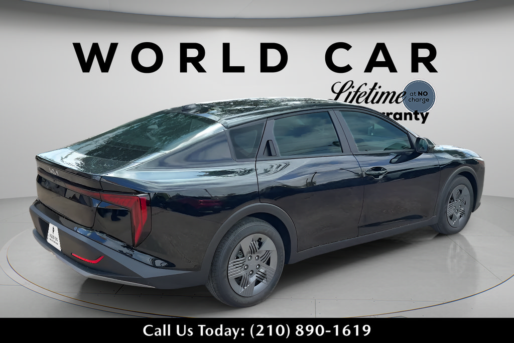 New 2026 Kia K4 FWD image 7