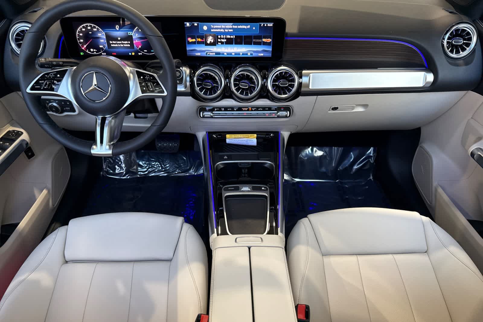 New 2026 Mercedes-Benz GLB 250 image 12