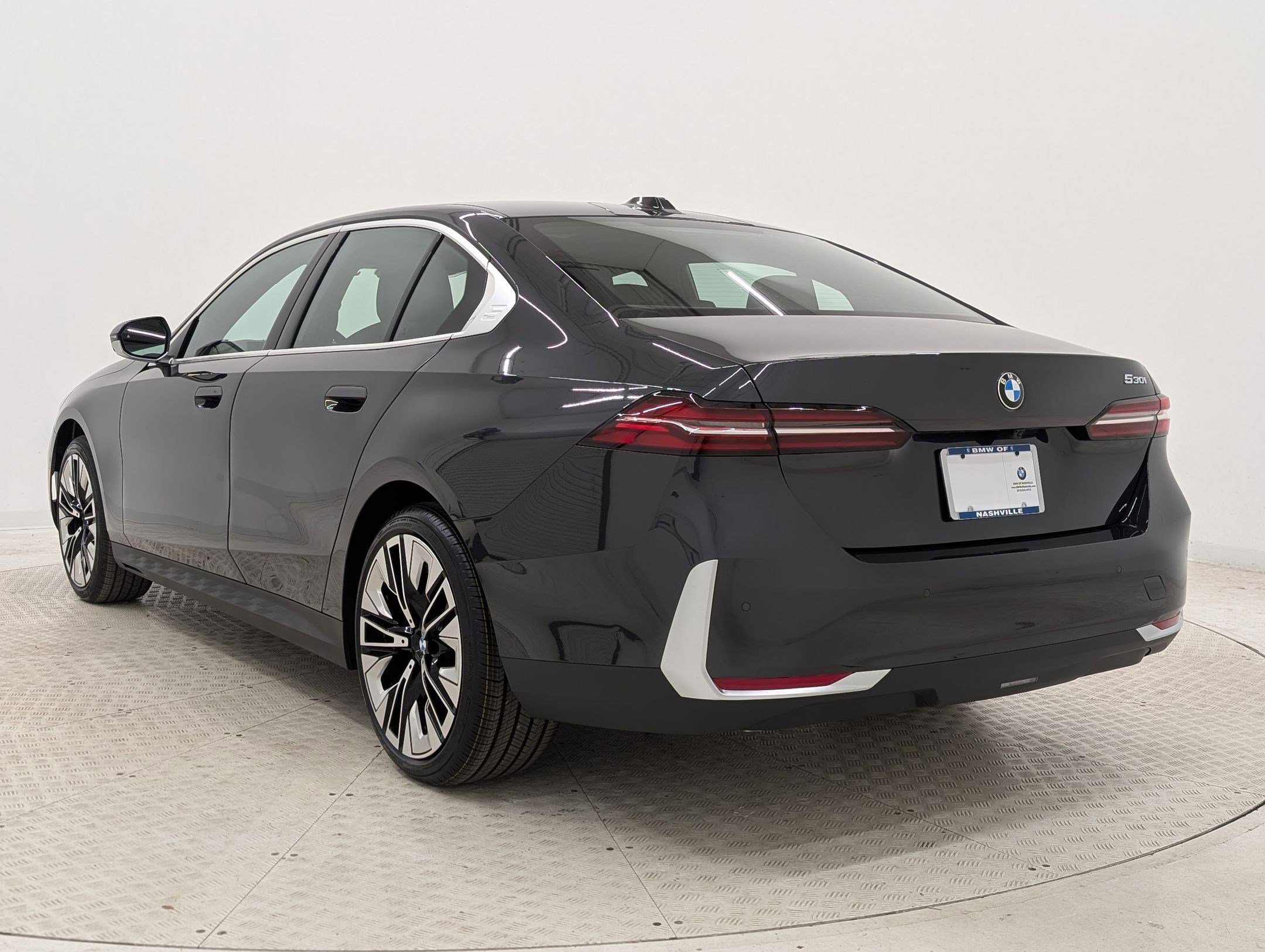 New 2026 BMW 530i w/ Premium Package RWD image 3