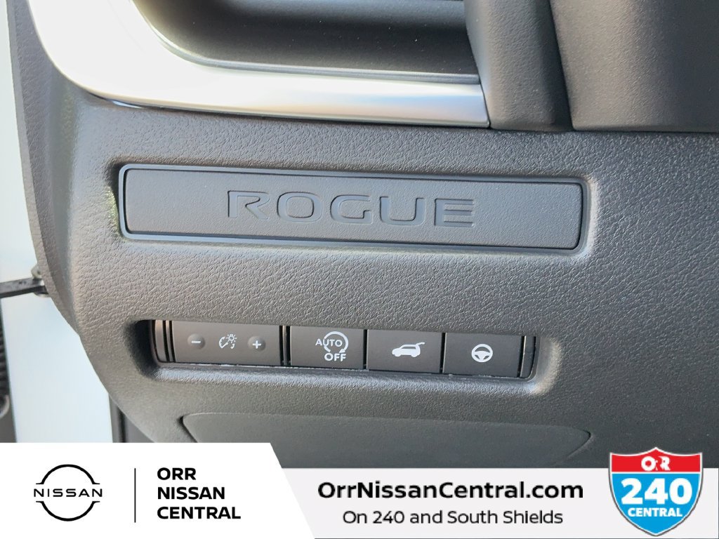 New 2027 Nissan Rogue Dark Armor FWD image 19