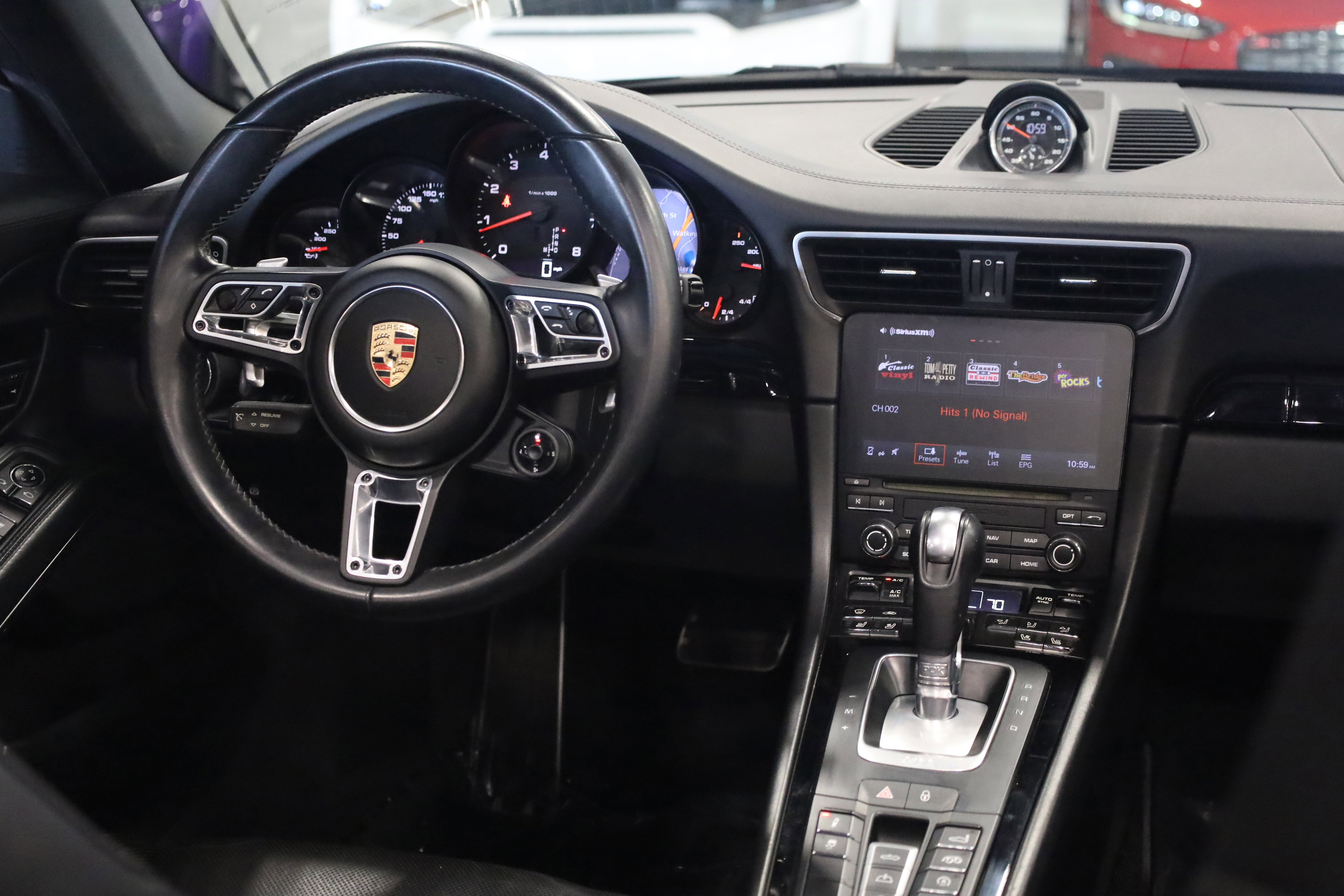 Used 2017 Porsche 911 Carrera 4S image 34