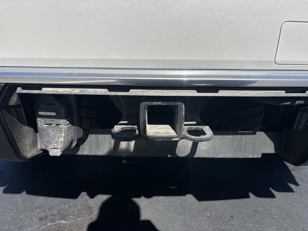 Used 2025 Chevrolet Suburban High Country AWD/4WD image 13