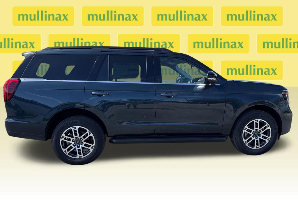 New 2026 Ford Expedition Active image 16