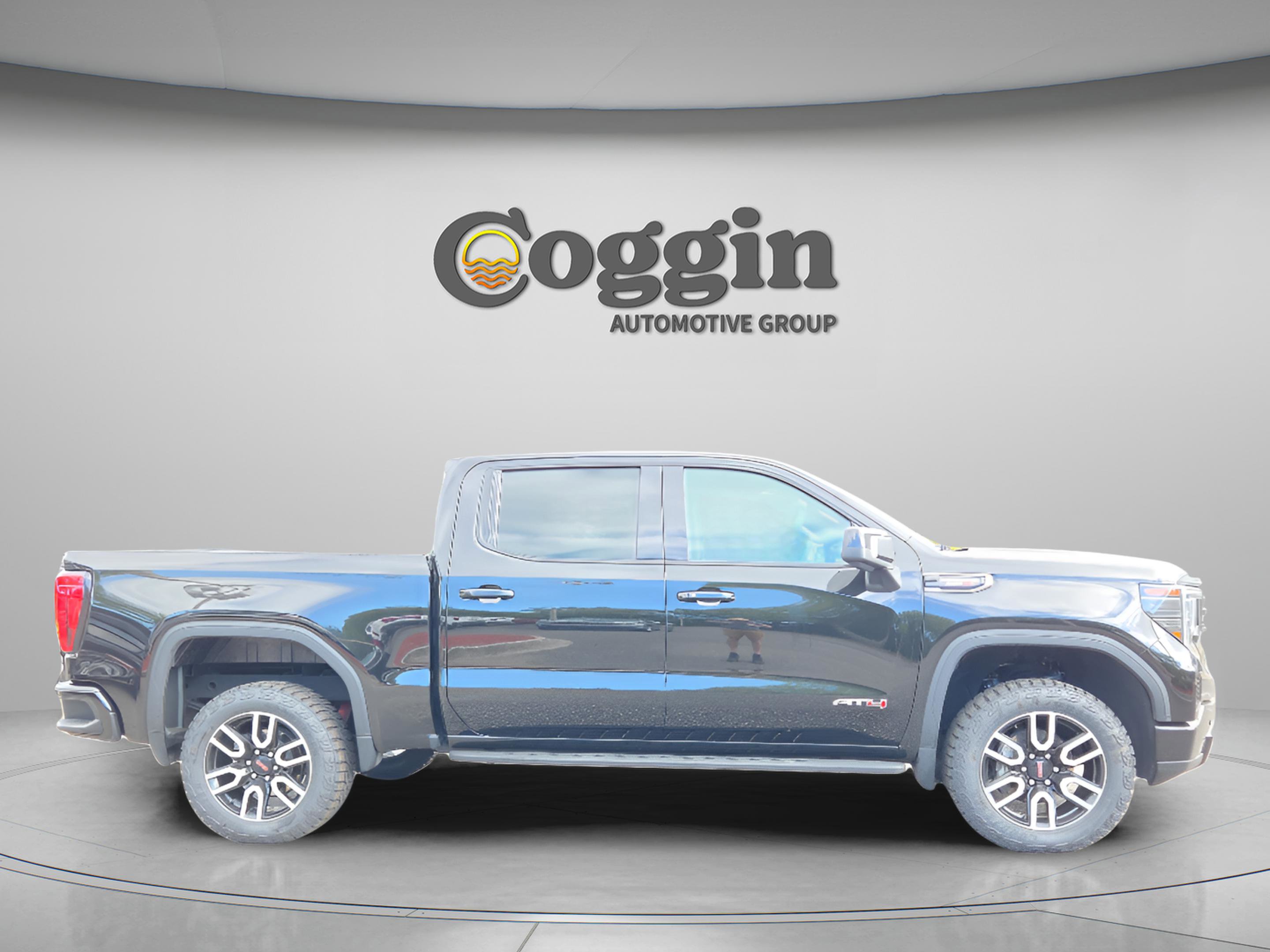 Certified 2024 GMC Sierra 1500 AT4 w/ Technology Package AWD/4WD image 6