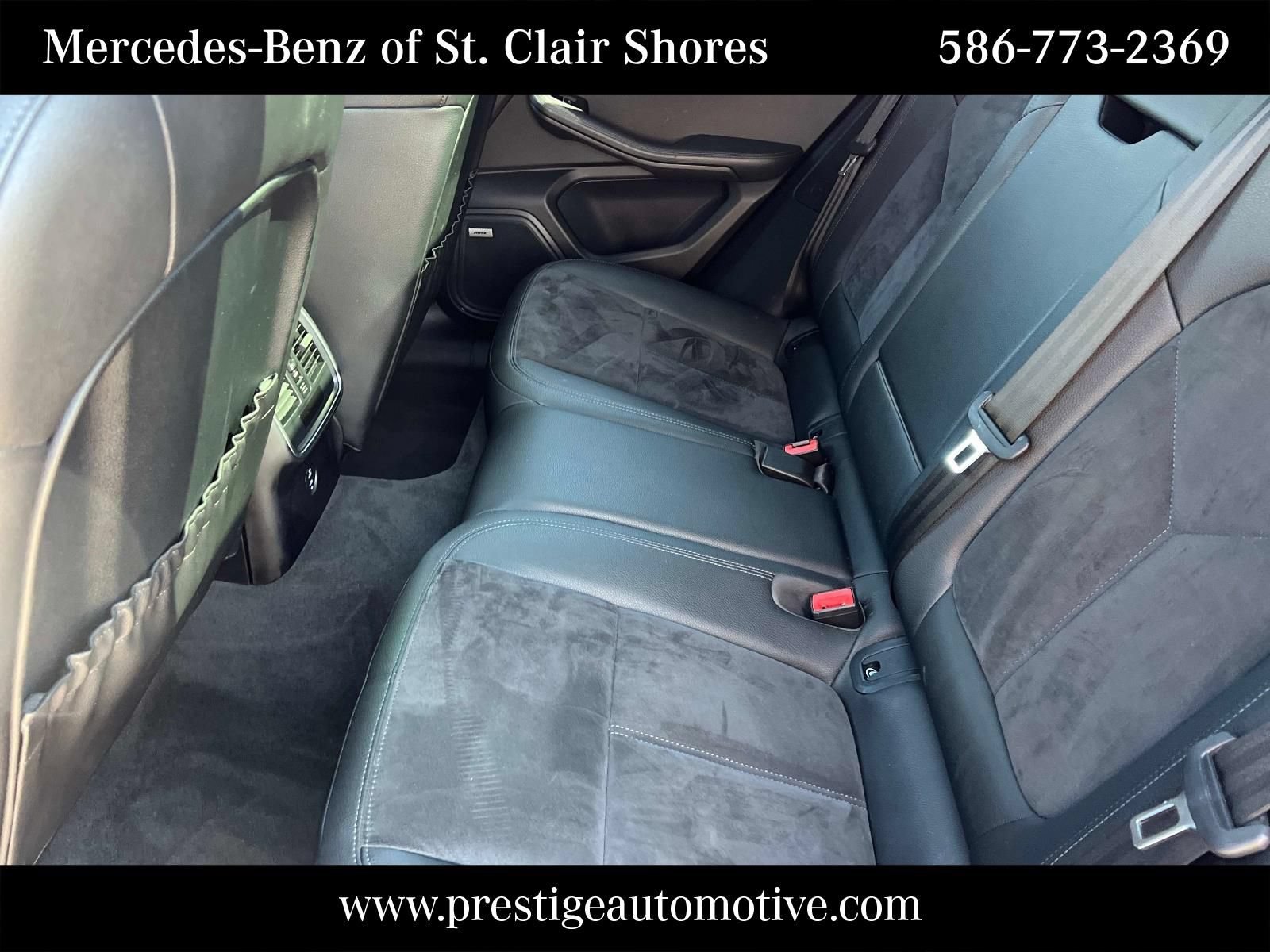 Used 2021 Porsche Macan w/ Premium Package AWD/4WD image 16