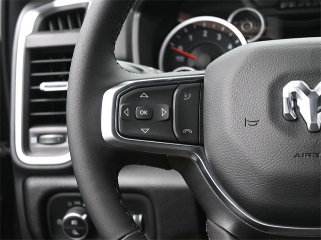 New 2026 RAM 1500 4x4 Crew Cab image 30
