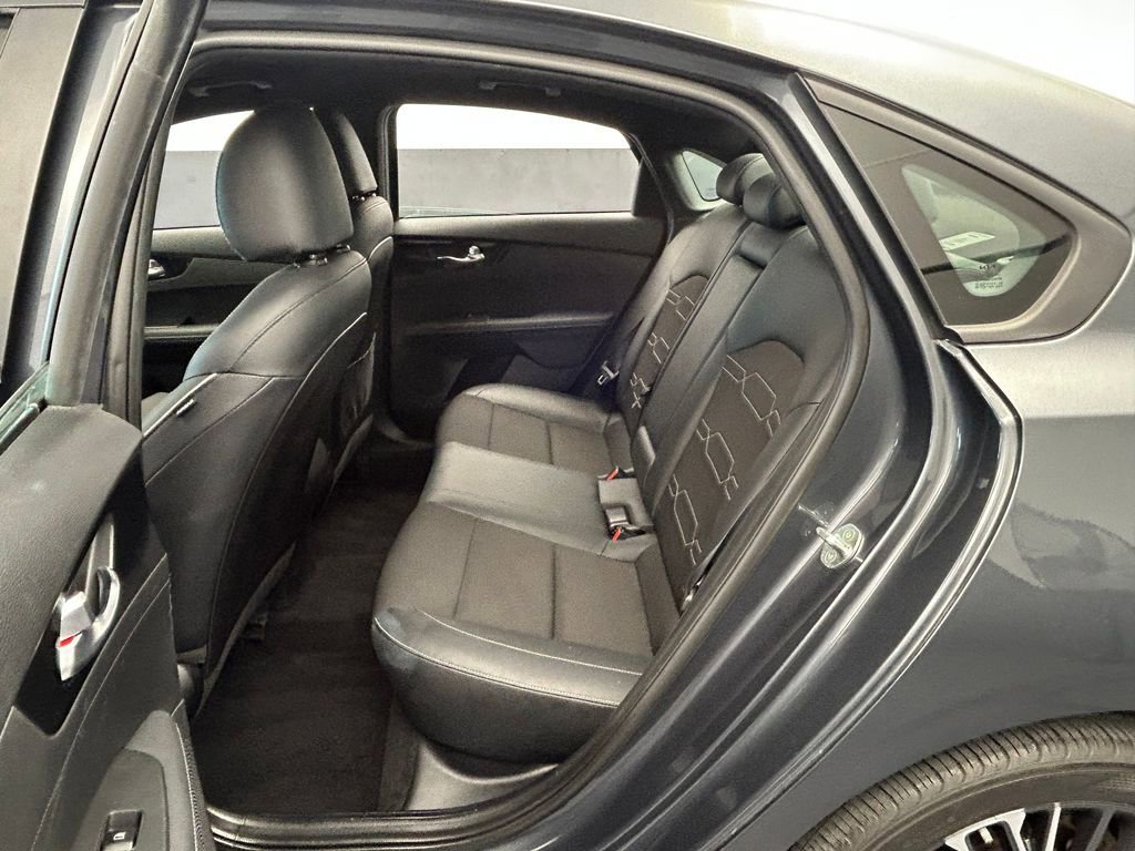 Used 2023 Kia Forte GT-Line image 26