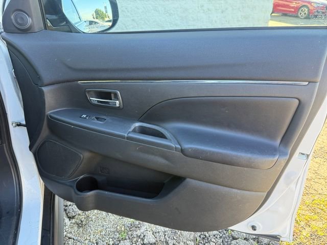 Used 2016 Mitsubishi Outlander Sport SEL image 23