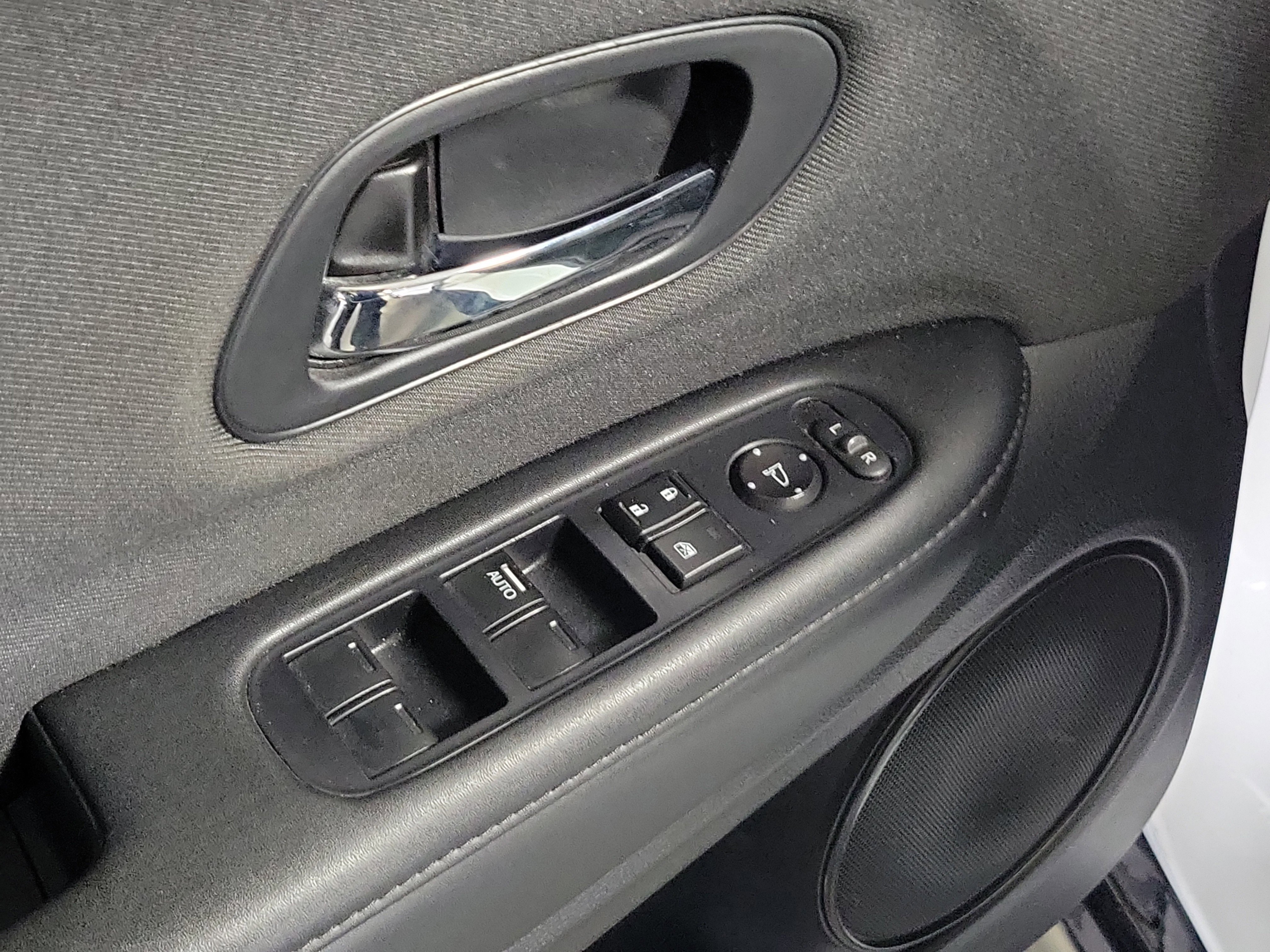 Used 2021 Honda HR-V Sport image 18