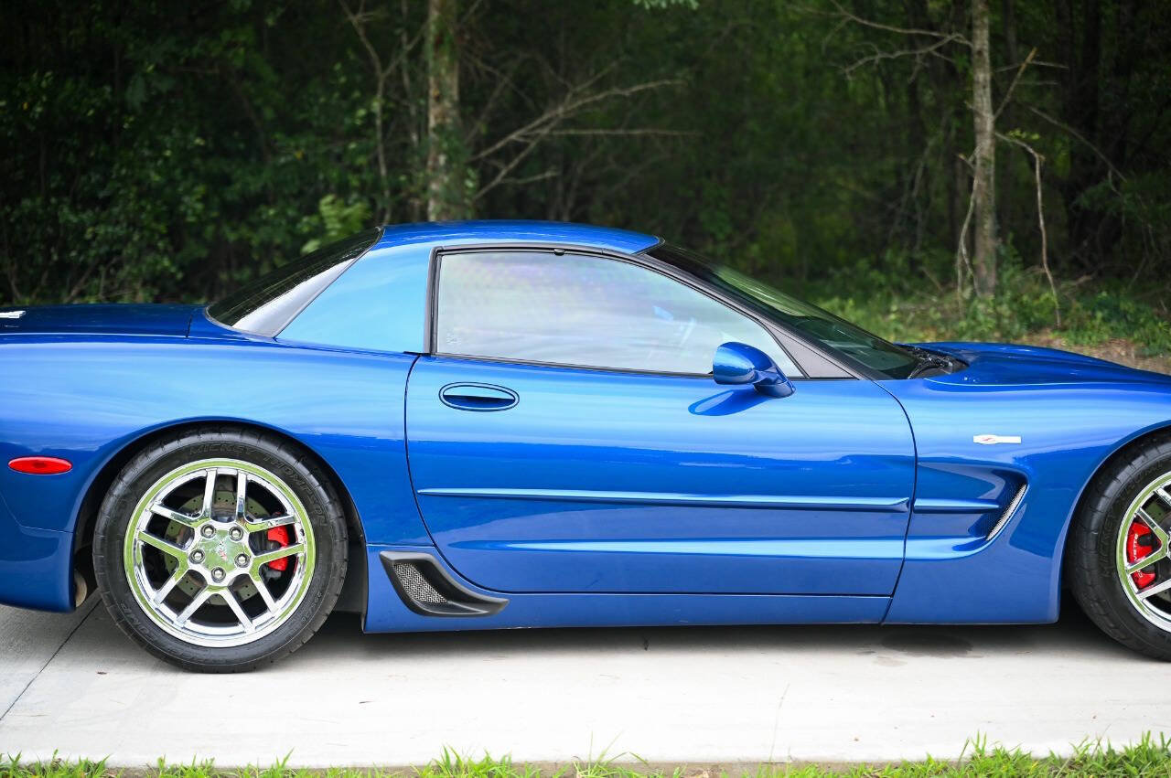 Used 2003 Chevrolet Corvette Z06 w/ Memory Package, 3 Drivers RWD image 11