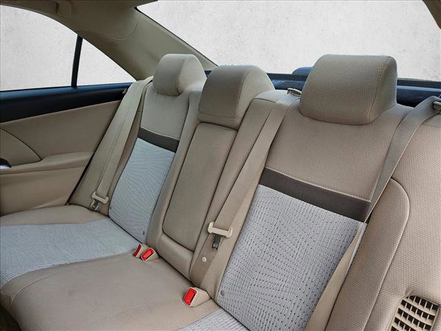 Used 2012 Toyota Camry XLE w/ Convenience Pkg FWD image 18