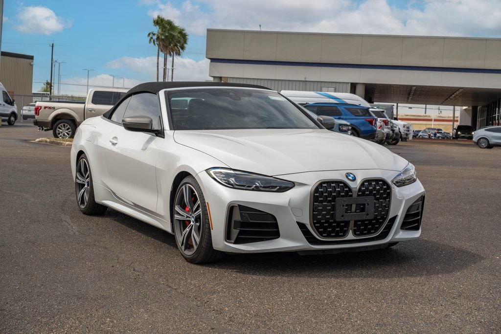 Used 2021 BMW M440i Convertible w/ Premium Package image 1