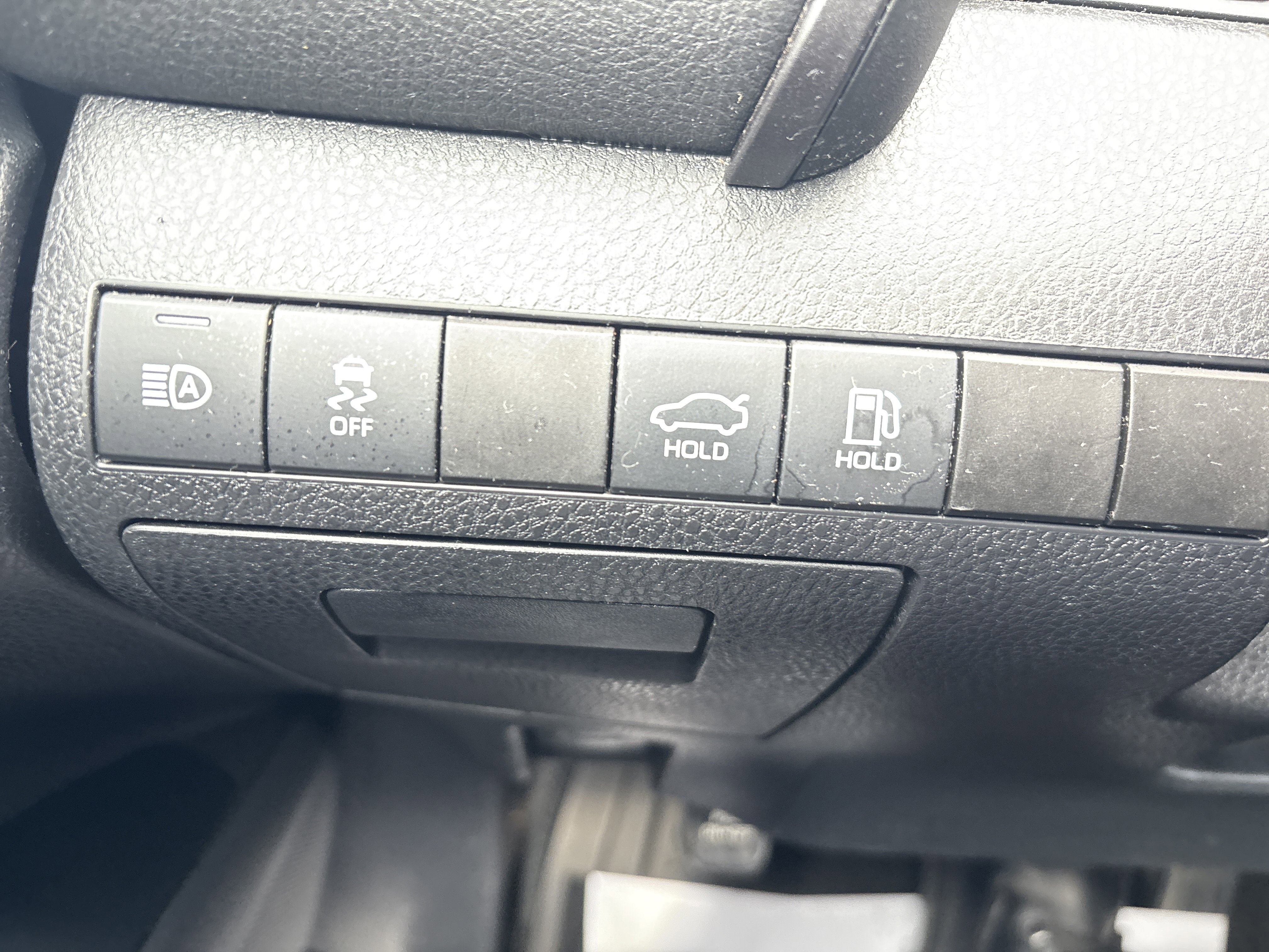 Used 2020 Toyota Camry SE image 28