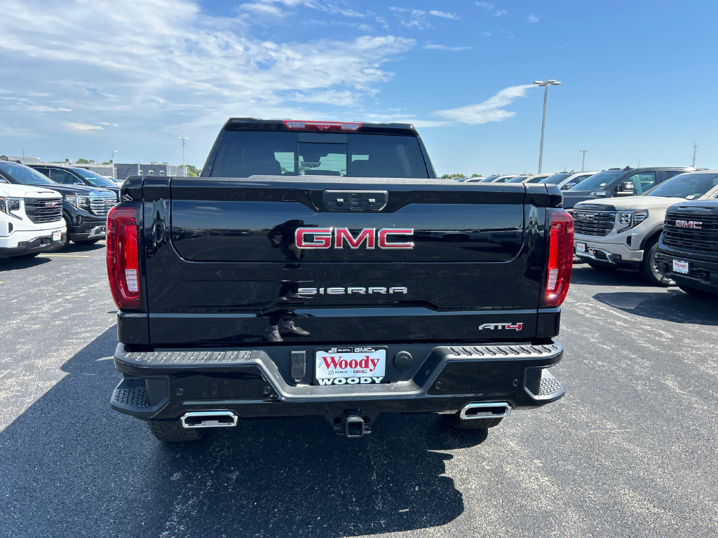 New 2026 GMC Sierra 1500 AT4 w/ AT4 Premium Package AWD/4WD image 8