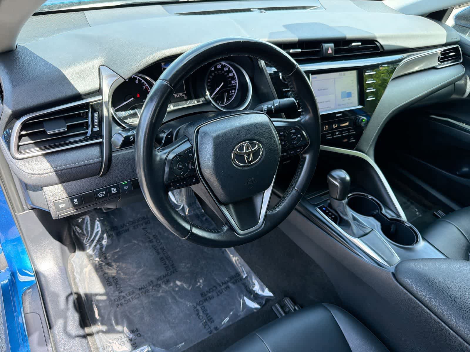 Used 2020 Toyota Camry SE FWD image 10