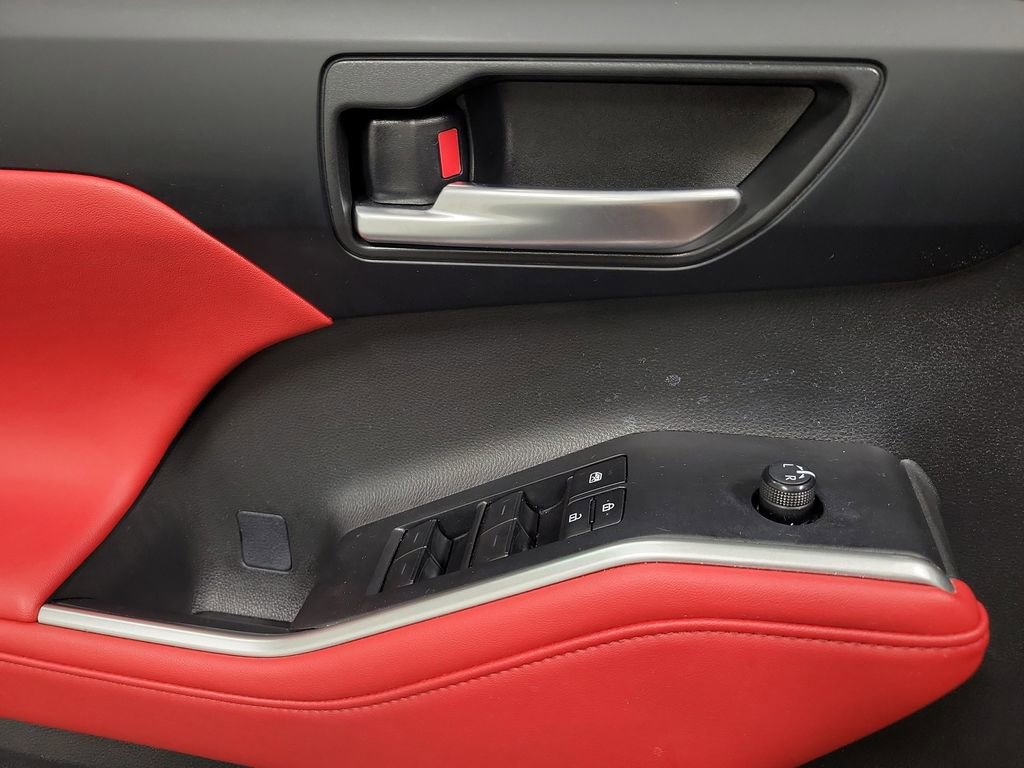 Used 2023 Toyota Highlander XSE AWD/4WD image 19