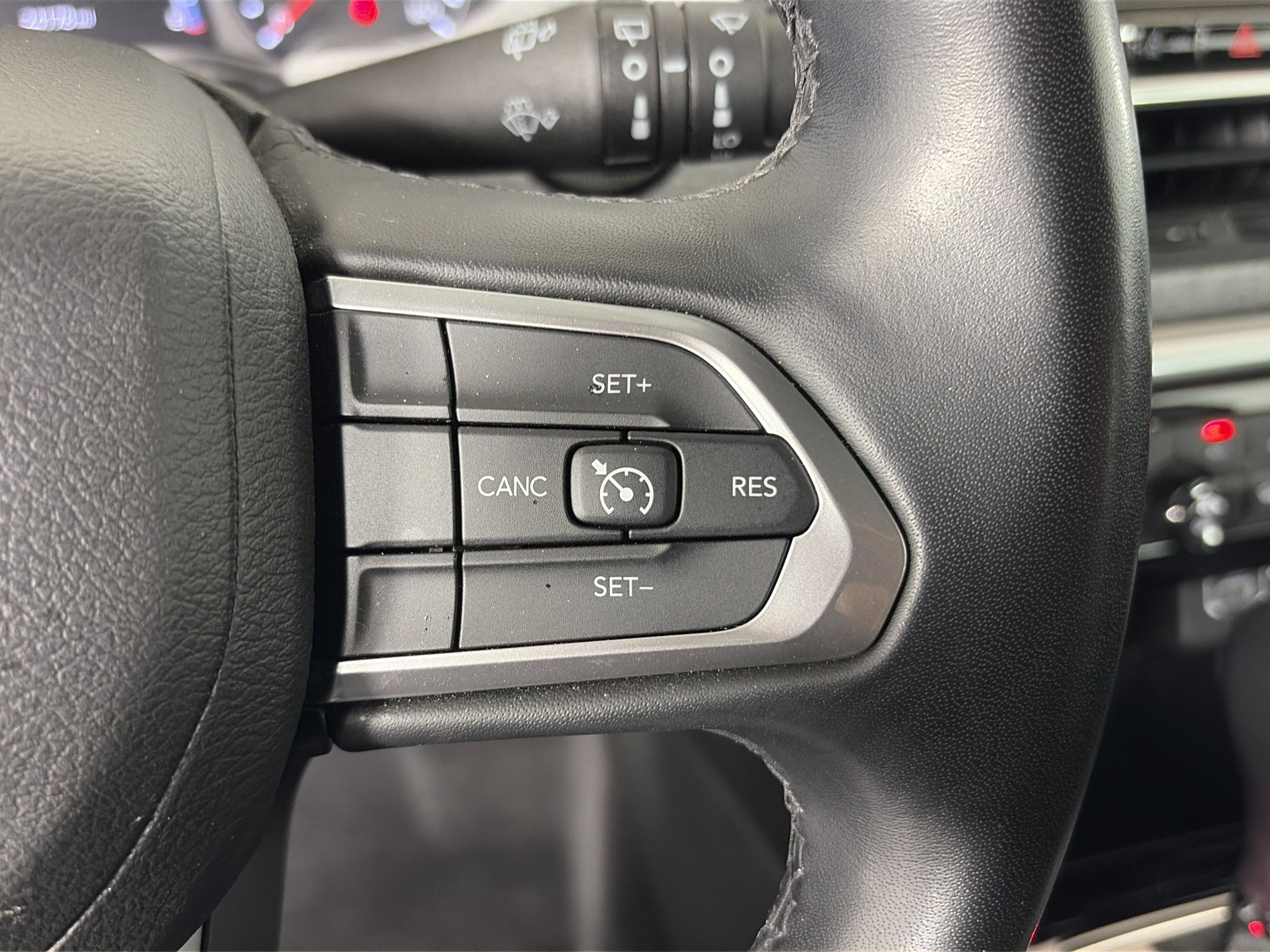 Used 2022 Jeep Compass Latitude AWD/4WD image 29