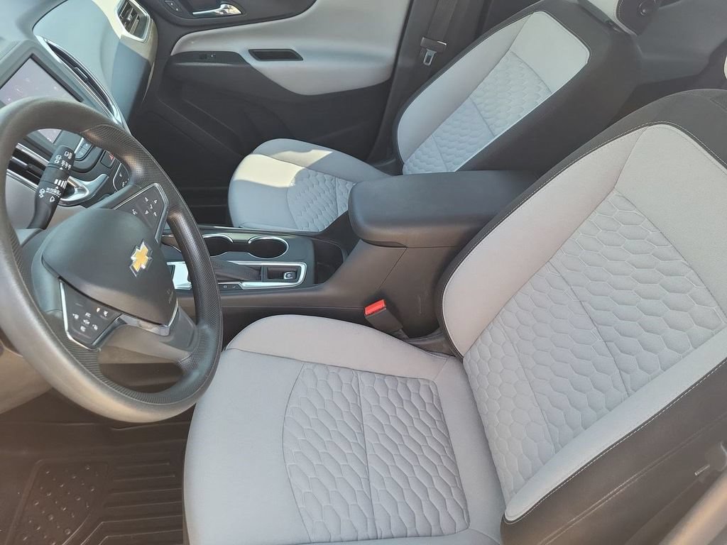 Used 2020 Chevrolet Equinox LS AWD/4WD image 24