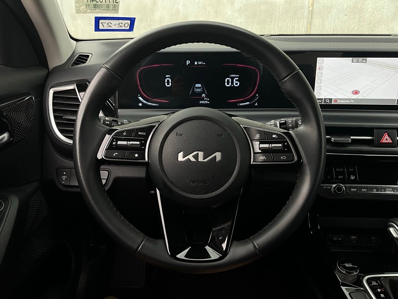 Used 2025 Kia Seltos S image 32