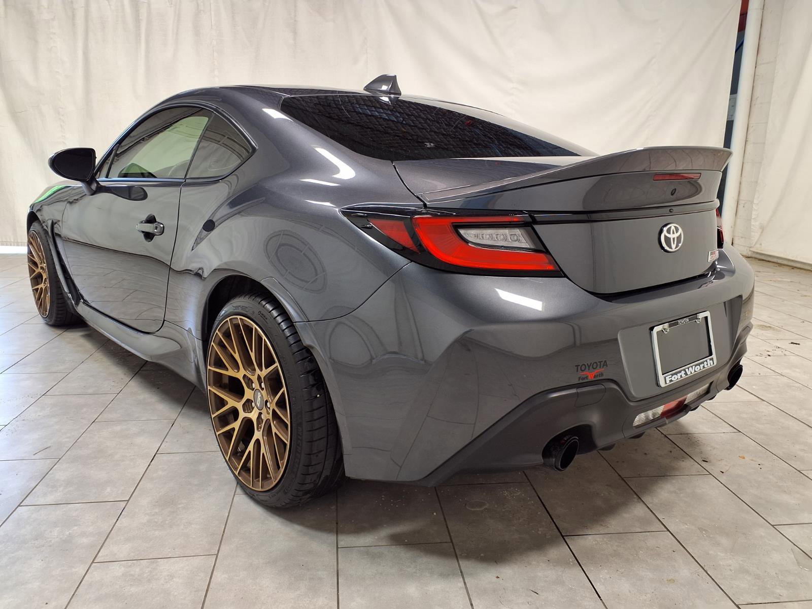 Used 2025 Toyota GR86 Premium image 7