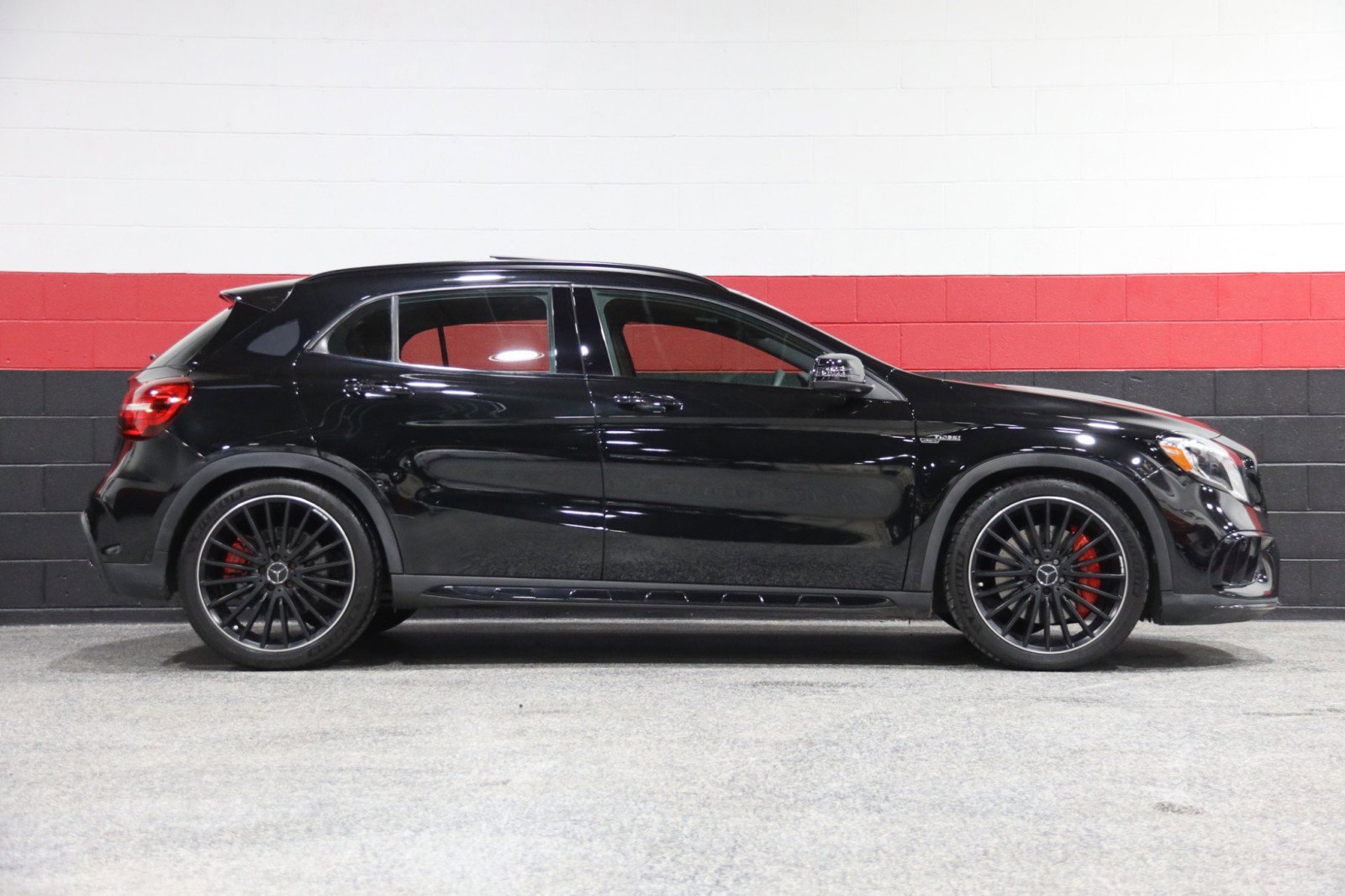 Used 2018 Mercedes-Benz GLA 45 AMG 4MATIC w/ Multimedia Package image 7
