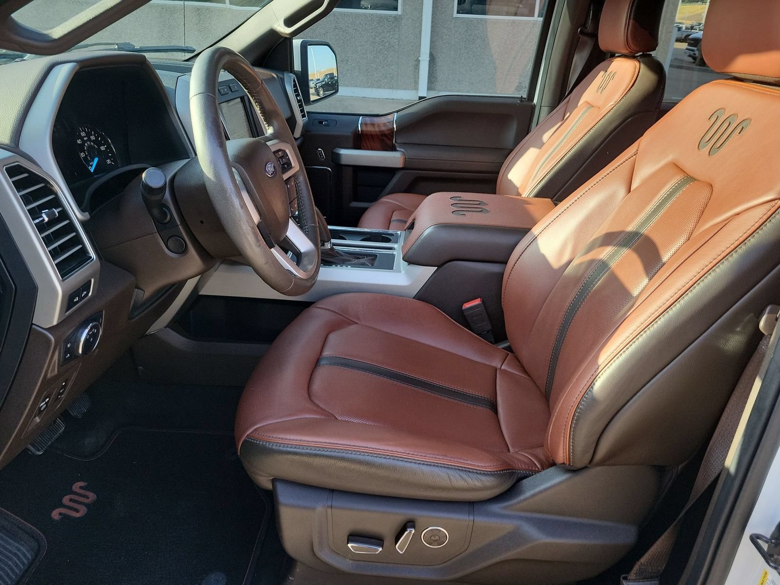 Used 2019 Ford F150 King Ranch w/ Equipment Group 601A Luxury AWD/4WD image 19