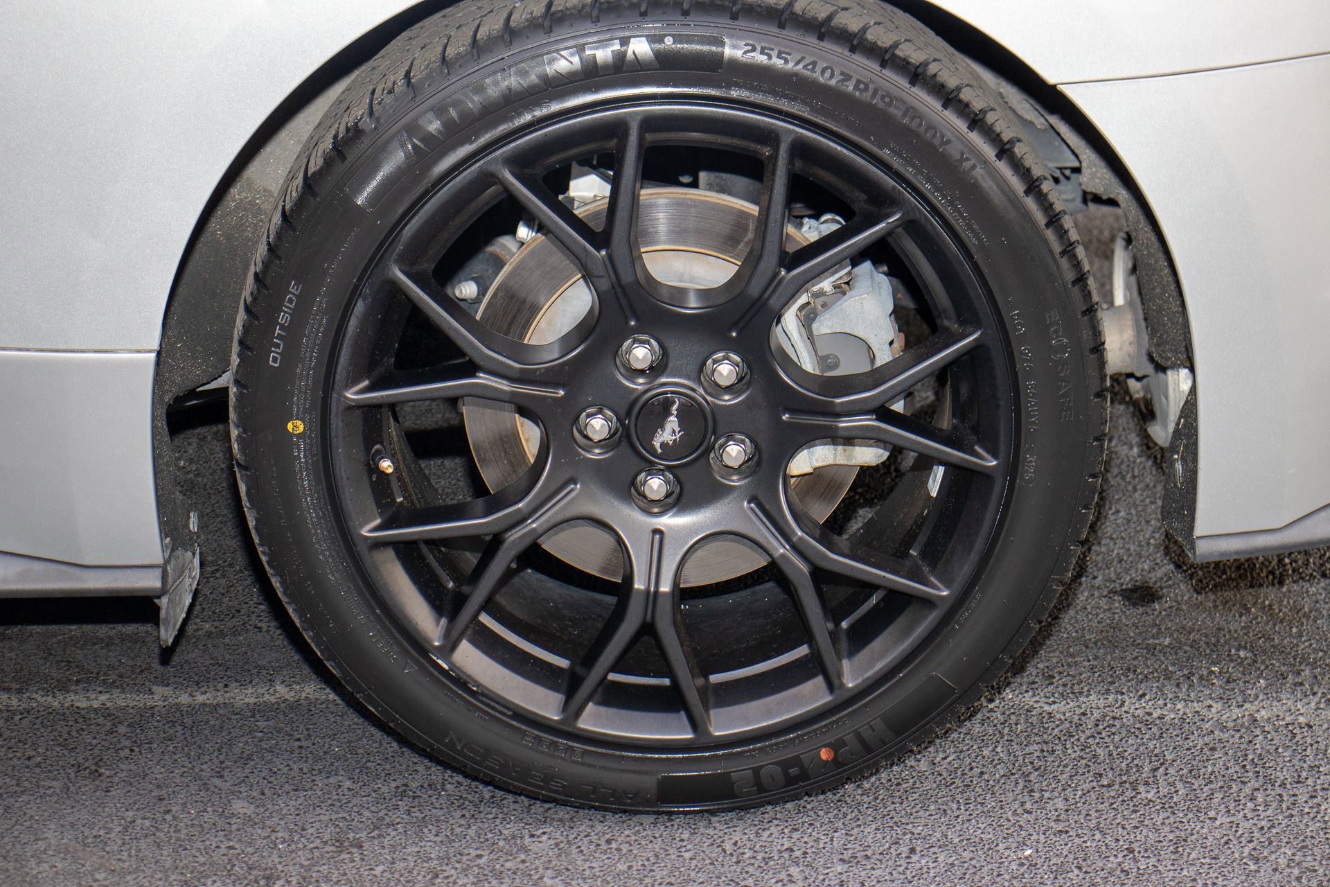 Used 2019 Ford Mustang Premium w/ Ecoboost Performance Package image 33