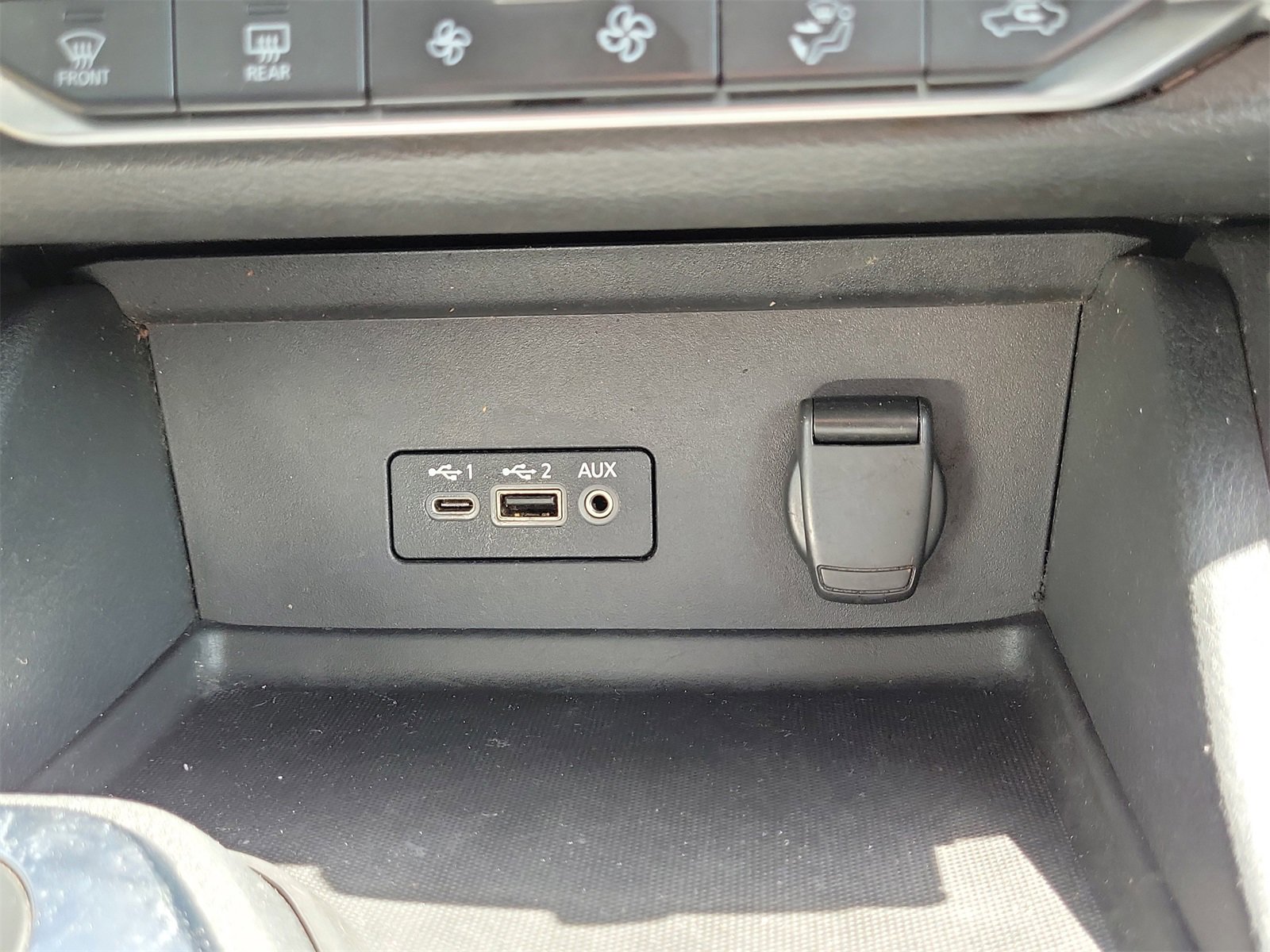 Used 2020 Nissan Sentra SV w/ Electronics Package image 21