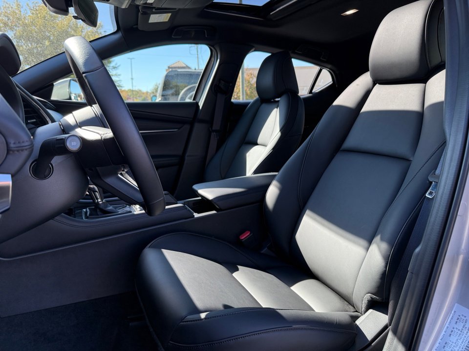 Certified 2025 MAZDA MAZDA3 s image 32