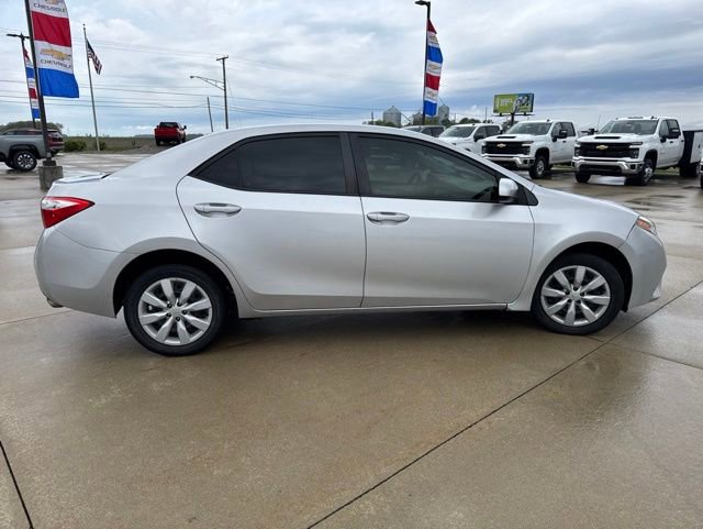 Used 2016 Toyota Corolla LE FWD image 5