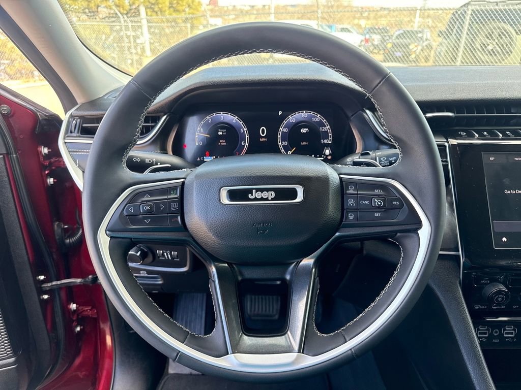 Used 2023 Jeep Grand Cherokee L Laredo image 18