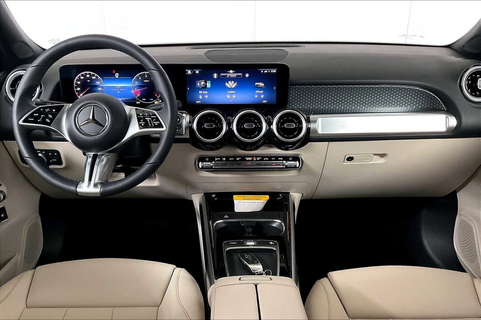 New 2025 Mercedes-Benz GLB 250 4MATIC image 8
