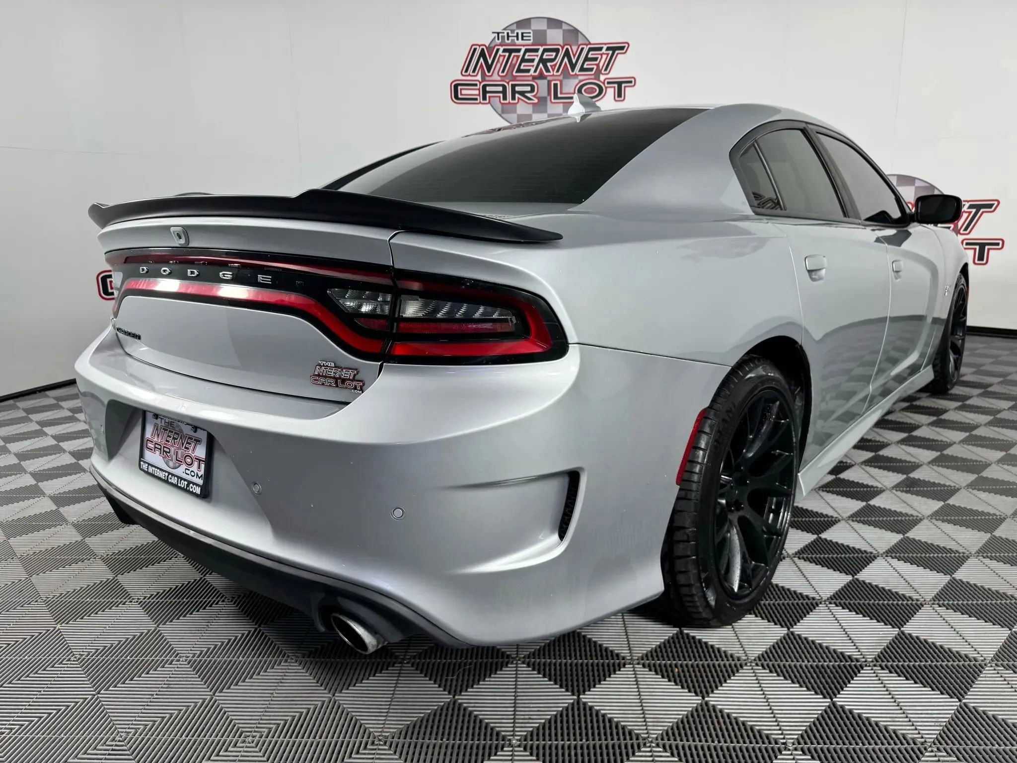 Used 2021 Dodge Charger Scat Pack w/ Navigation & Travel Group RWD image 32