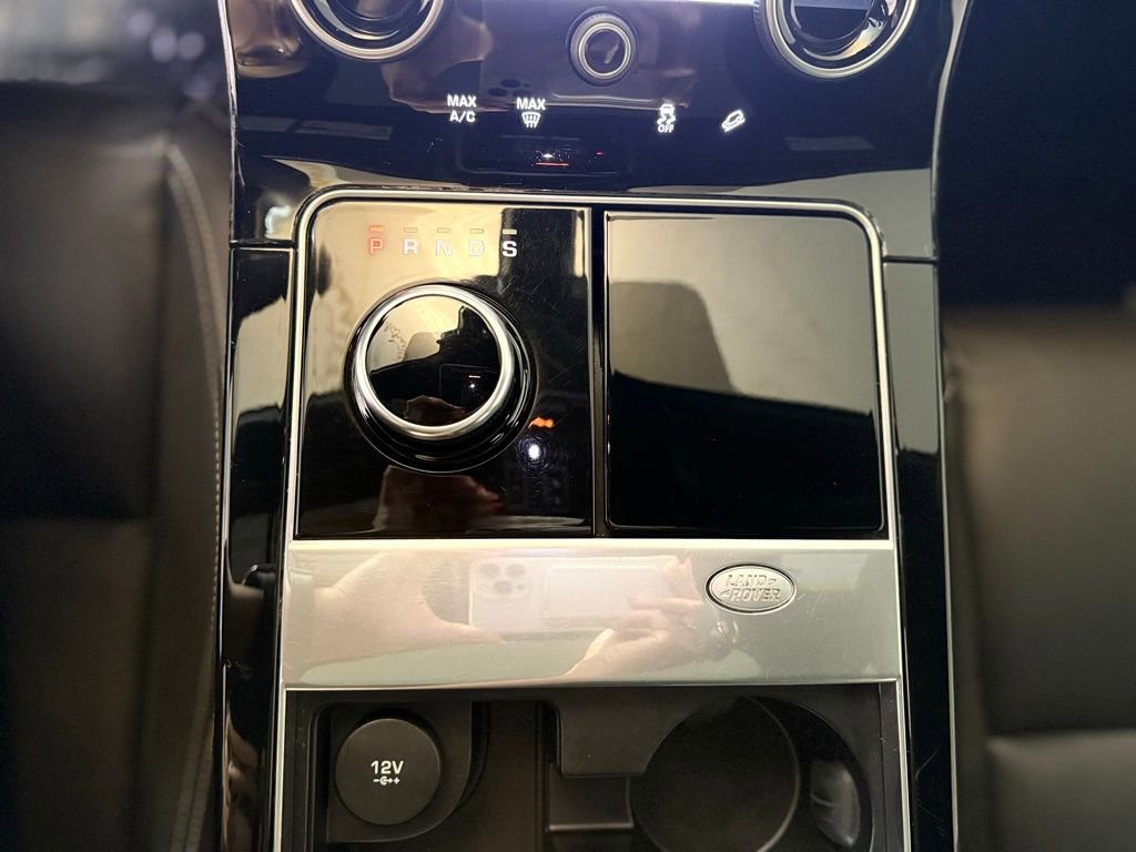 Used 2020 Land Rover Range Rover Velar R-Dynamic S image 15