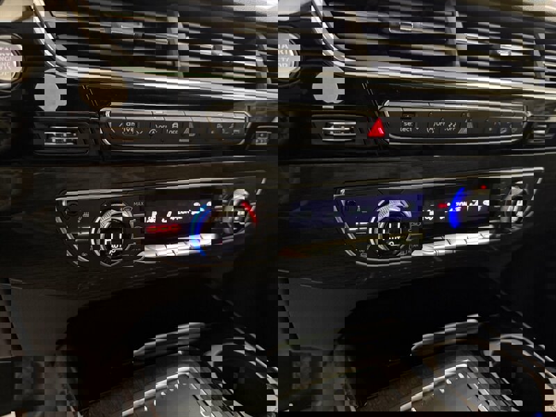 Used 2018 Audi Q7 3.0T Prestige image 54