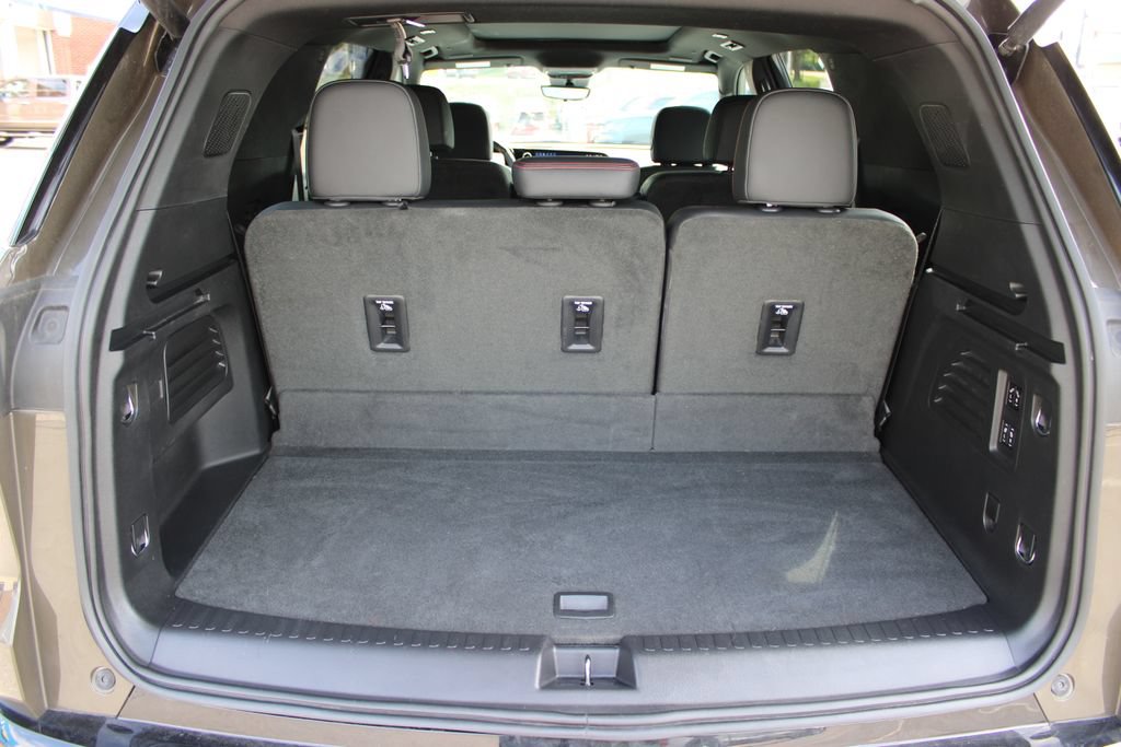 Used 2024 Chevrolet Traverse RS AWD/4WD image 38