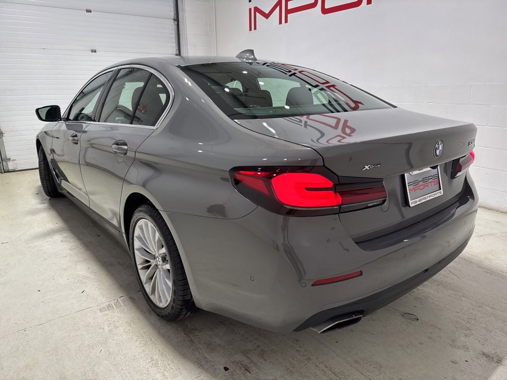 Used 2022 BMW 530i xDrive w/ Premium Package image 5
