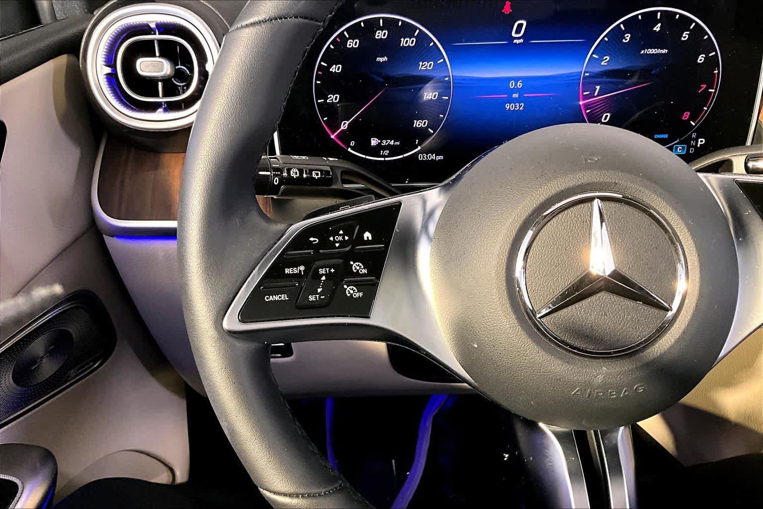 Used 2026 Mercedes-Benz GLC 300 4MATIC image 24