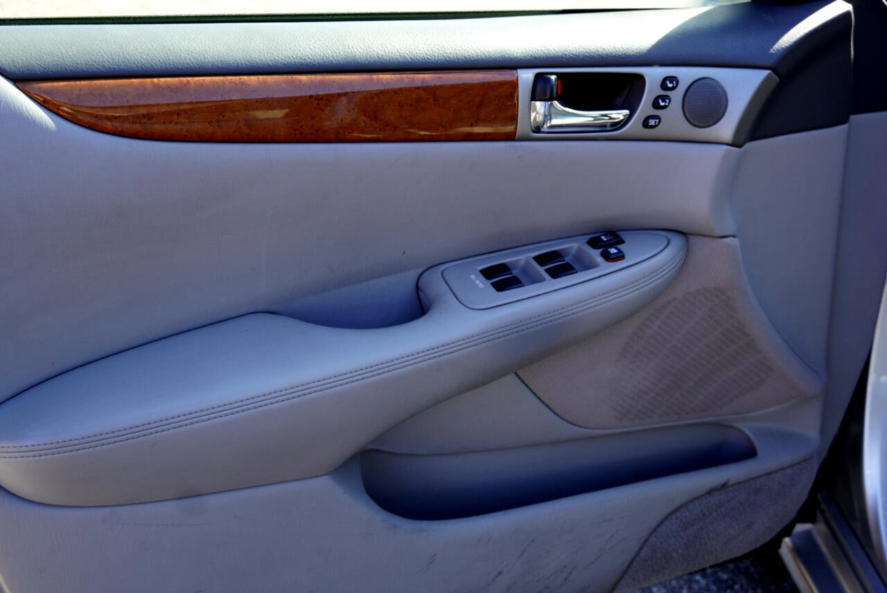 Used 2006 Lexus ES 330 image 15