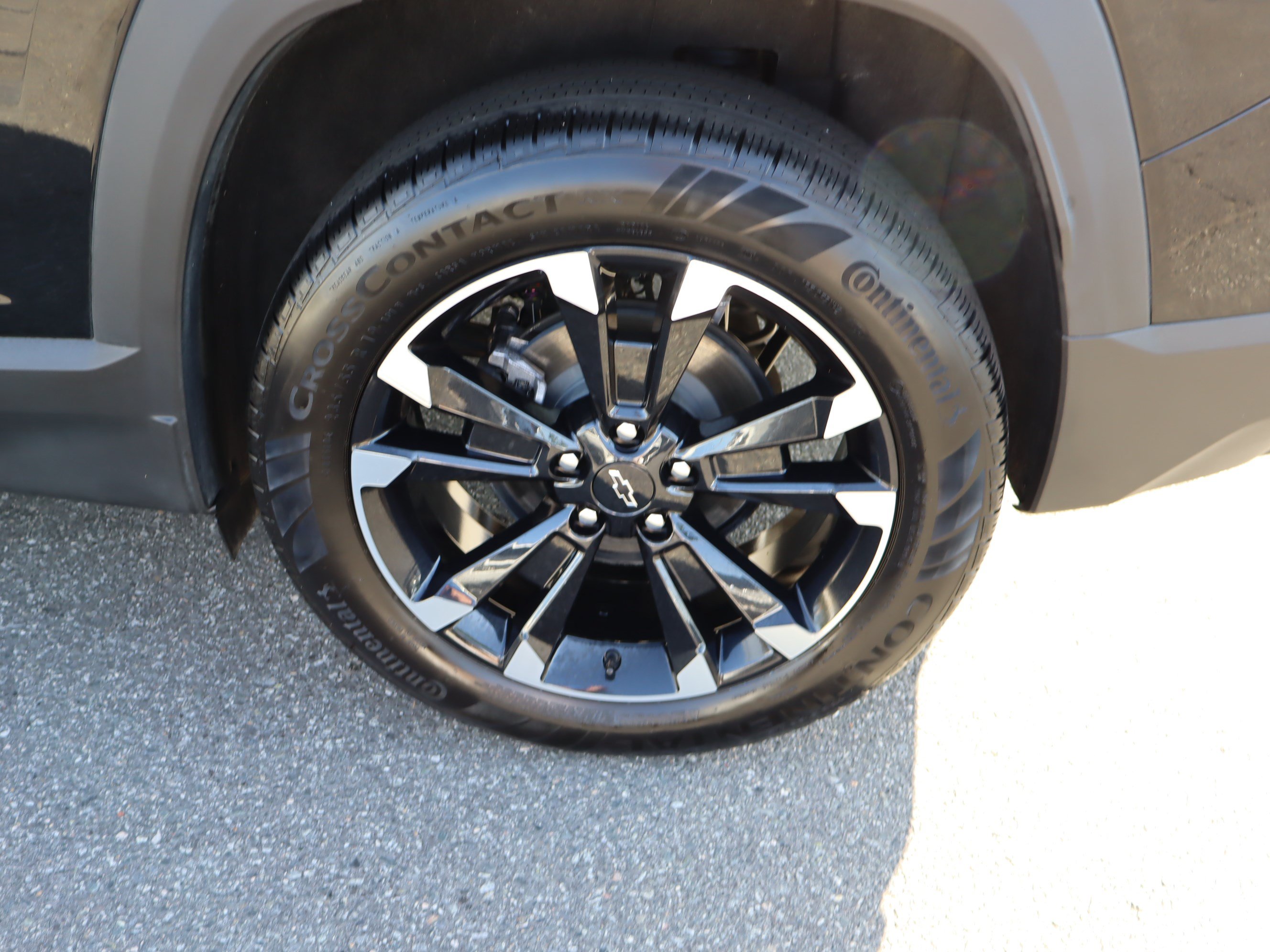 Used 2025 Chevrolet Equinox RS w/ Convenience Package III FWD image 41