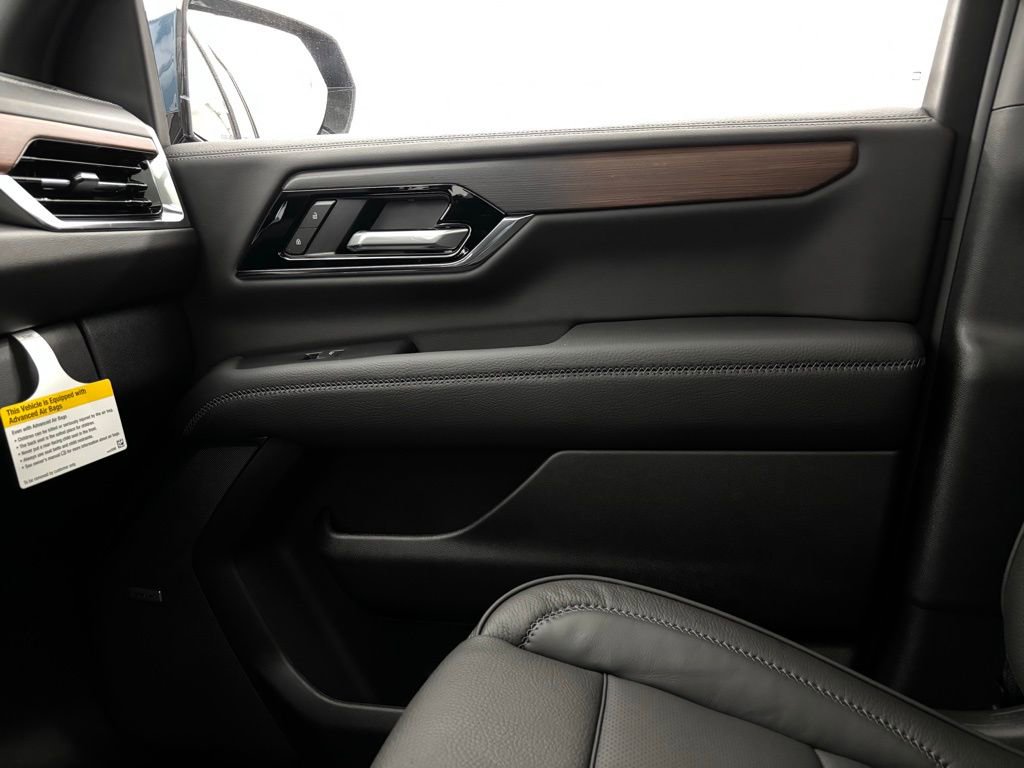 New 2026 GMC Yukon Denali w/ Sun & Power Step Package image 46