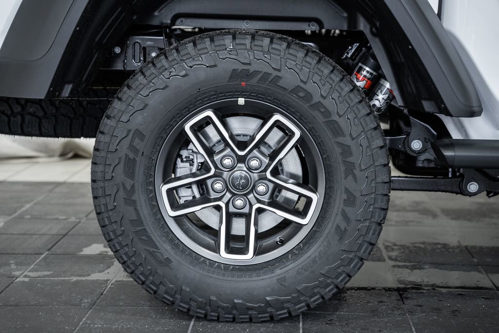 New 2026 Jeep Gladiator Mojave image 16