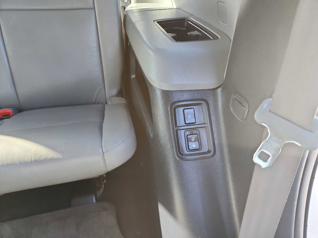 Used 2016 Toyota Sequoia Limited w/ Safety & Convenience Package image 39