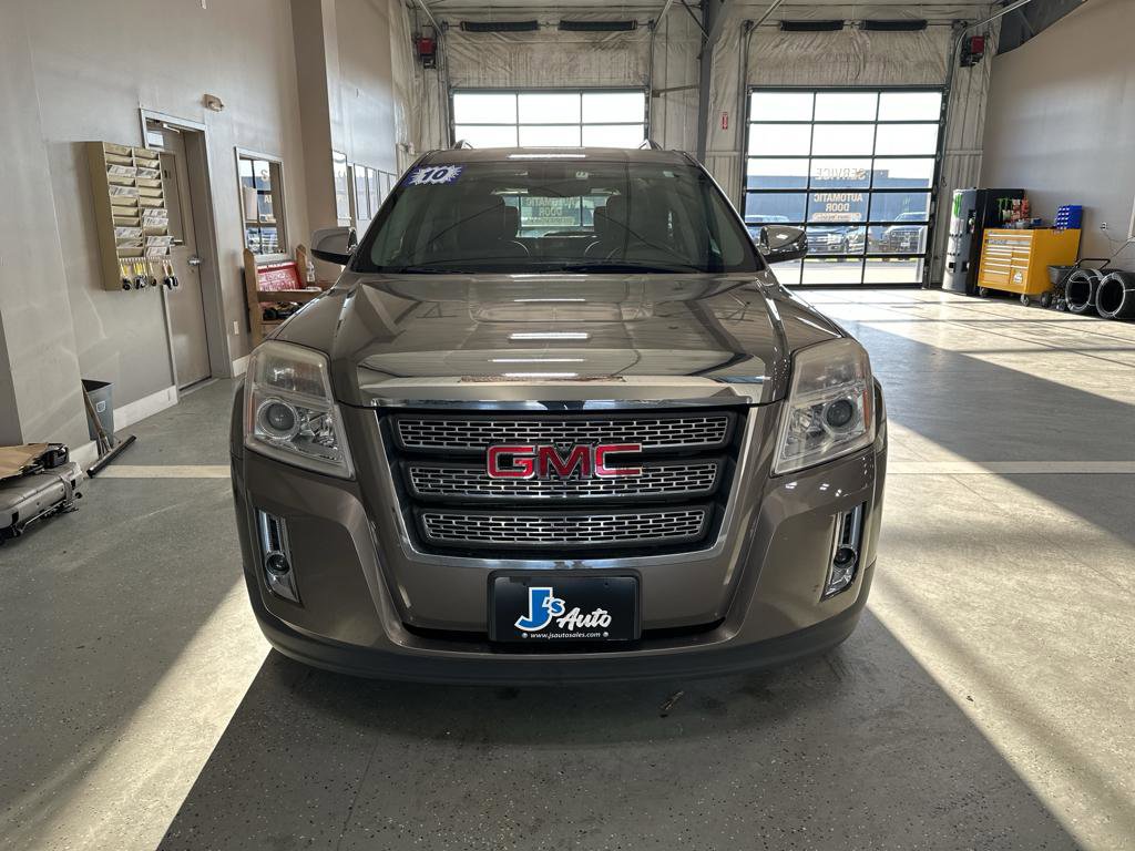 Used 2010 GMC Terrain SLT image 3