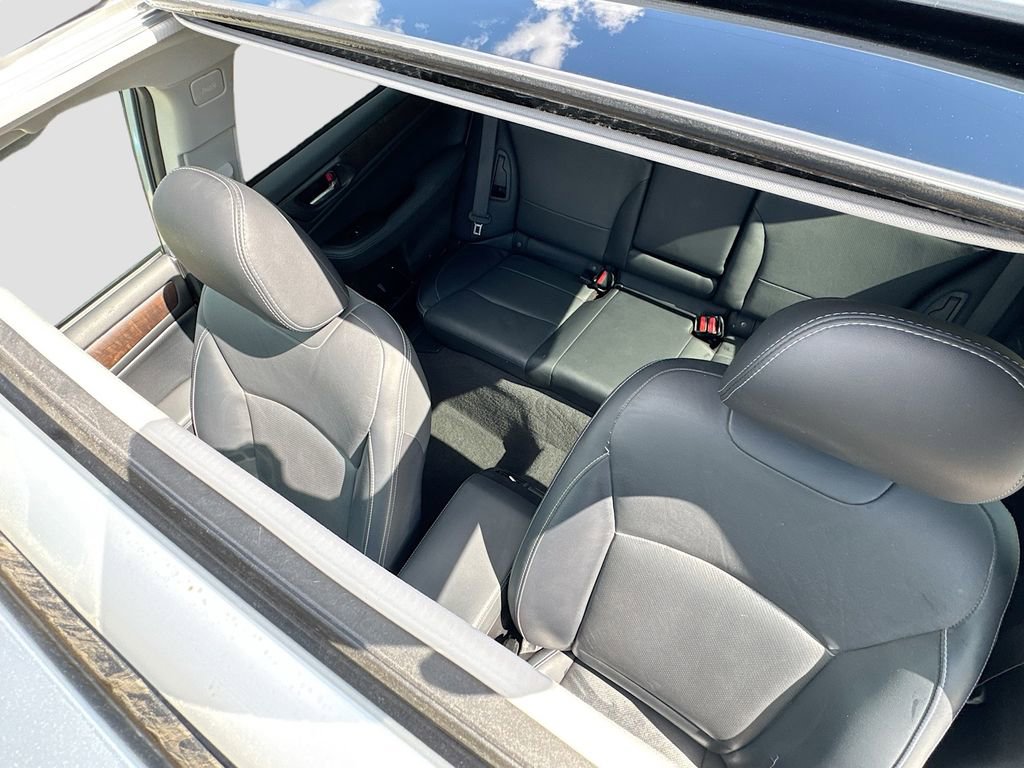 Used 2017 Subaru Outback 3.6R Limited image 27