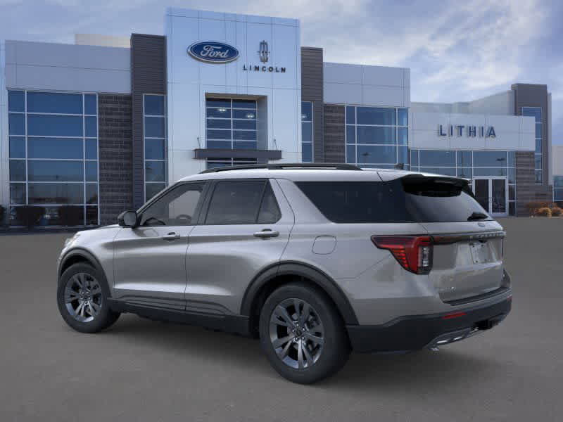 Used 2026 Ford Explorer Active w/ Active Comfort Package image 4