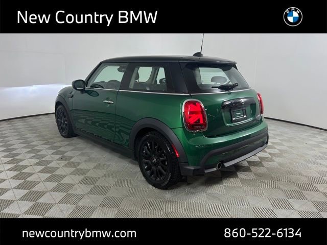 Used 2023 MINI Cooper 2-Door Hardtop image 5